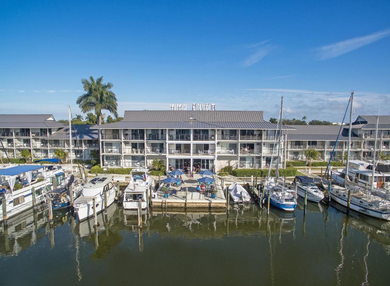 Cove Inn On Naples Bay Exterior photo